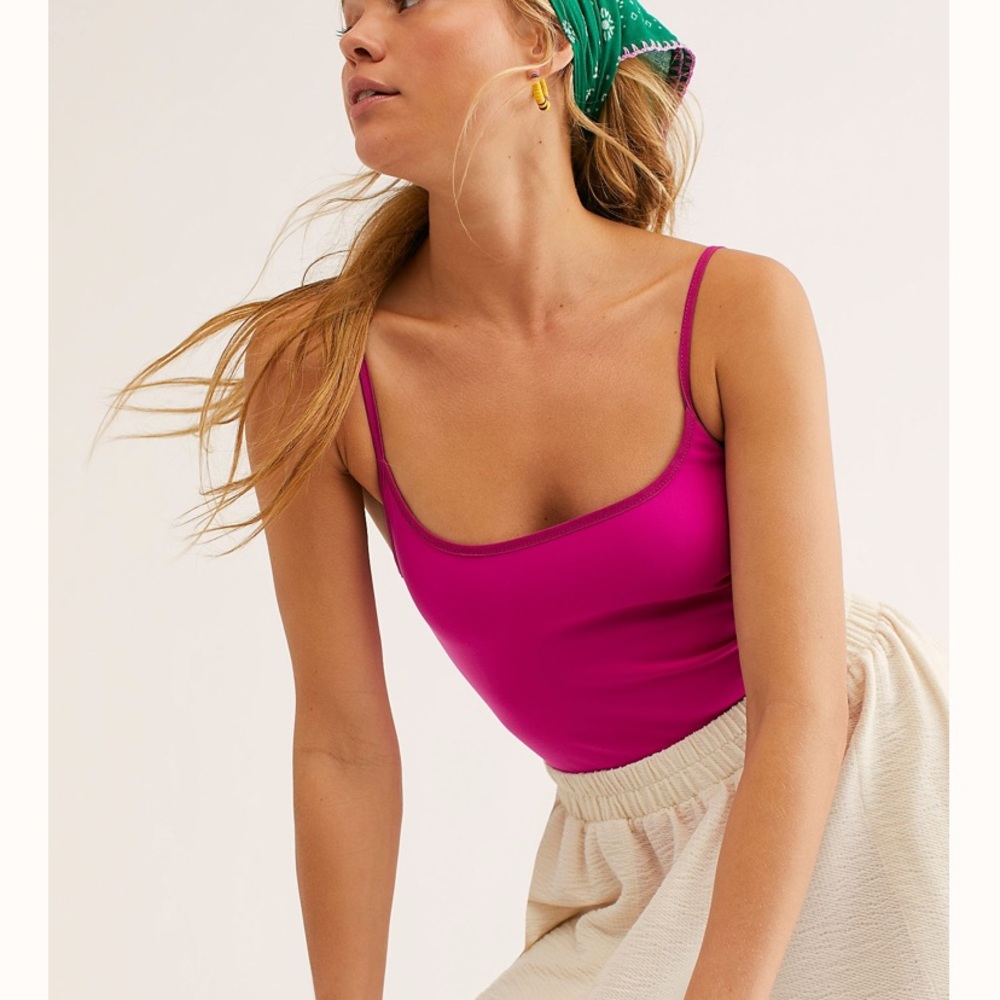 Free People Basique Bodysuit - Fuschia size med